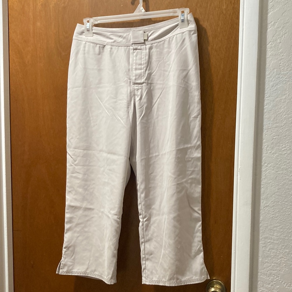 Patagonia- Light weight capri pants